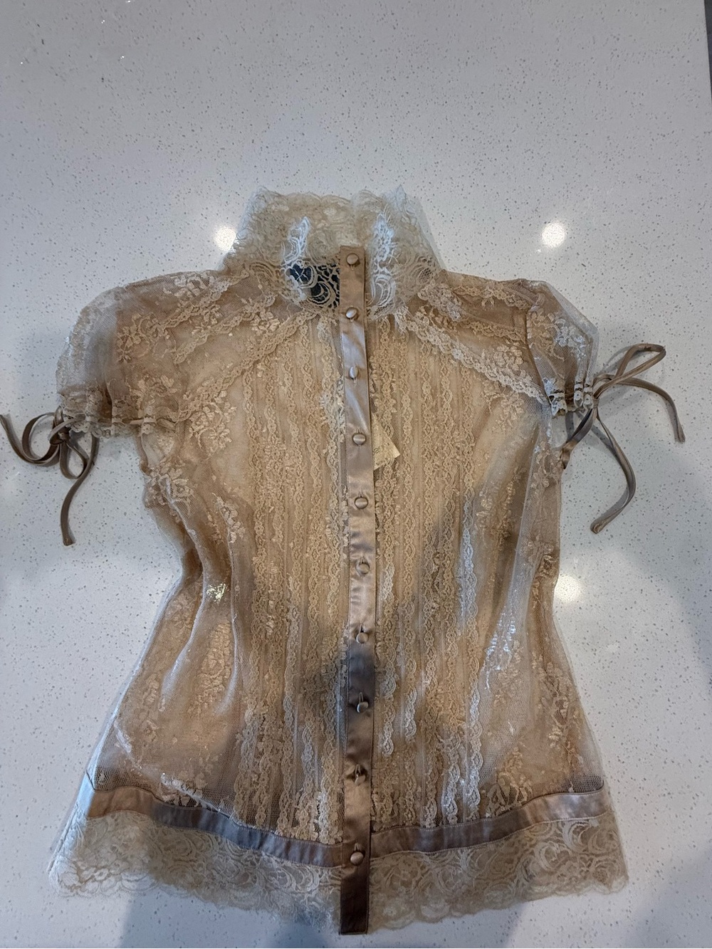 NWT Champagne Arden B. Vintage Y2K Lace Cap Sleeve Button-Front Blouse - Picture 2 of 6
